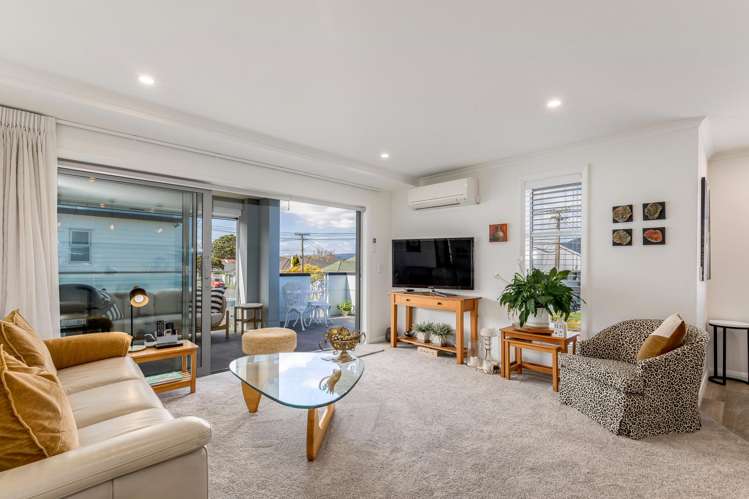 1 Lucern Lane Petone_3