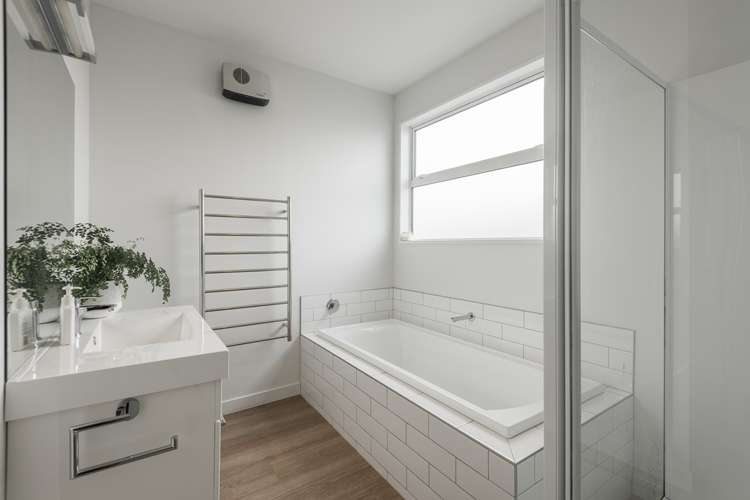 49 Minaret Ridge Wanaka_13