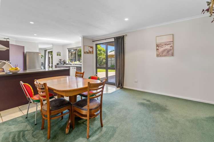 4 Hollybush Drive Brightwater_6