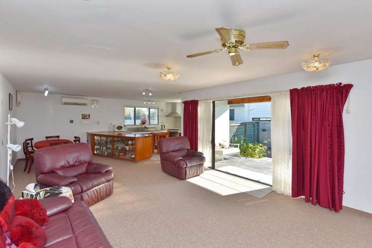 48 Seadown Crescent Amberley_5