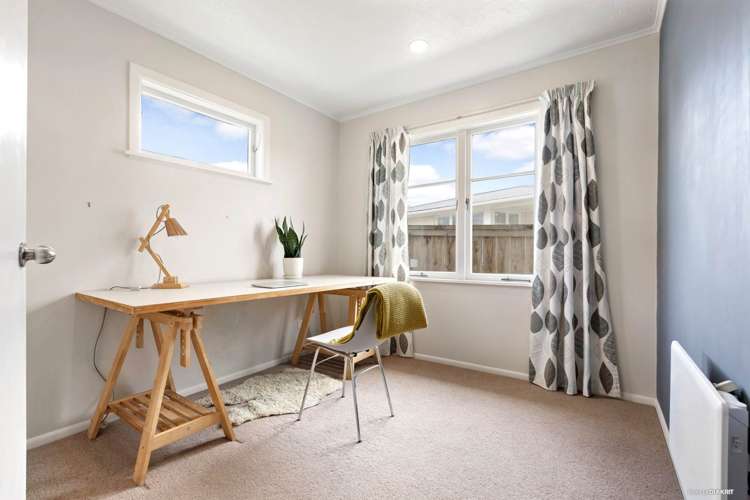 4 Glenvil Lane Te Atatu Peninsula_12