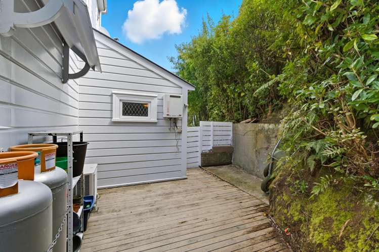 7 Strathmore Crescent Roslyn_22