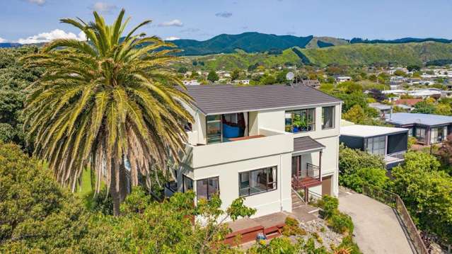 8 Kohutuhutu Road Raumati Beach_1