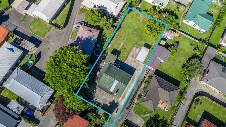 135 Galloway Street Hamilton East_15