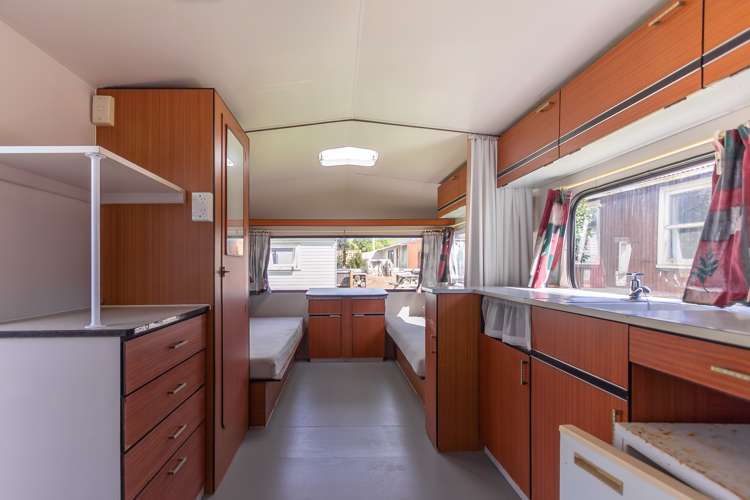 5 Gribbin Street Awakino_14