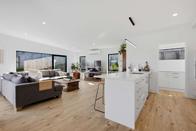 12 Bob Carter Place Welcome Bay_19