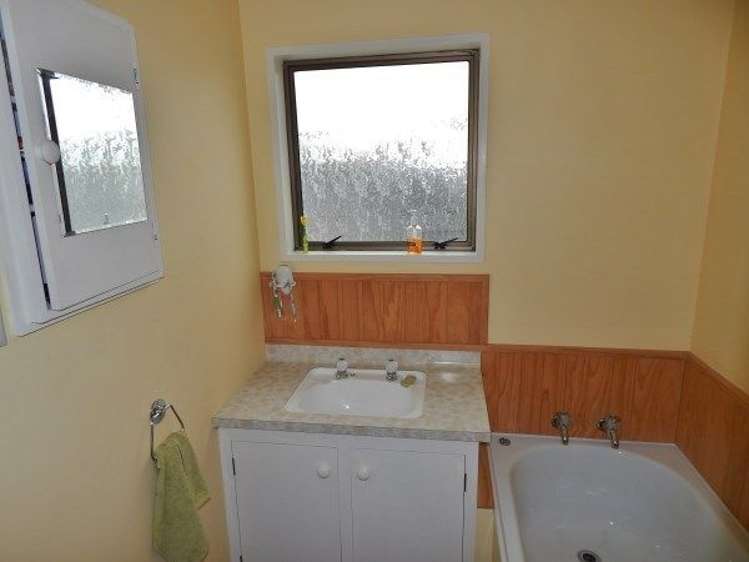 6 Martin Place Carters Beach_18