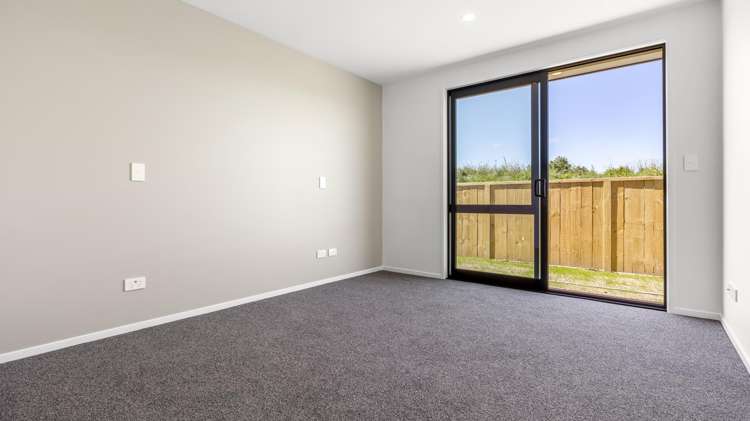 20 Wharariki Rise Wharewaka_25