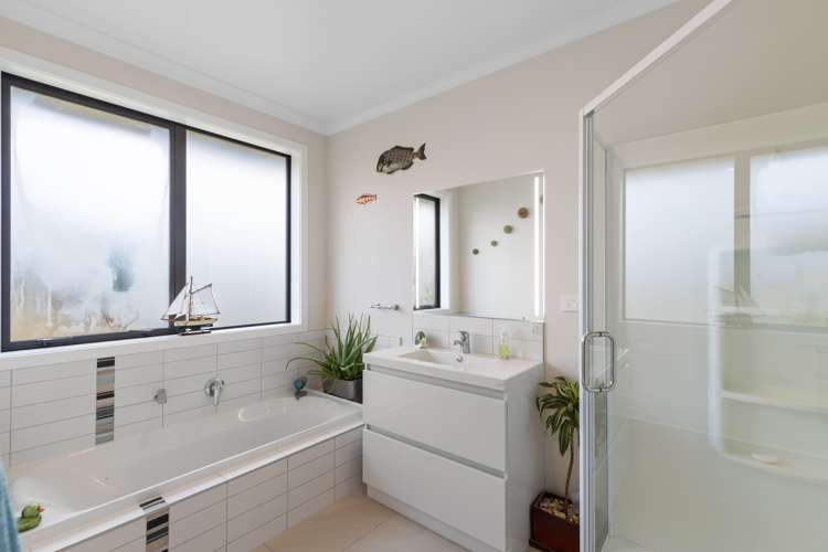 38 Houkura Rise Whatawhata_12