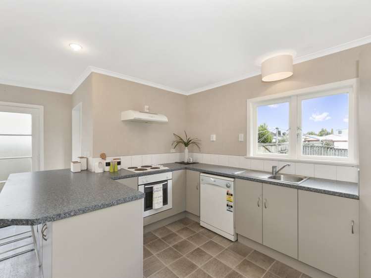 25a Bruce Avenue Glenview_5