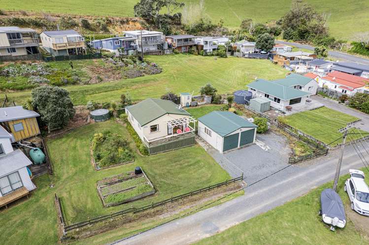 8 Hugh Barron Way Whananaki_20