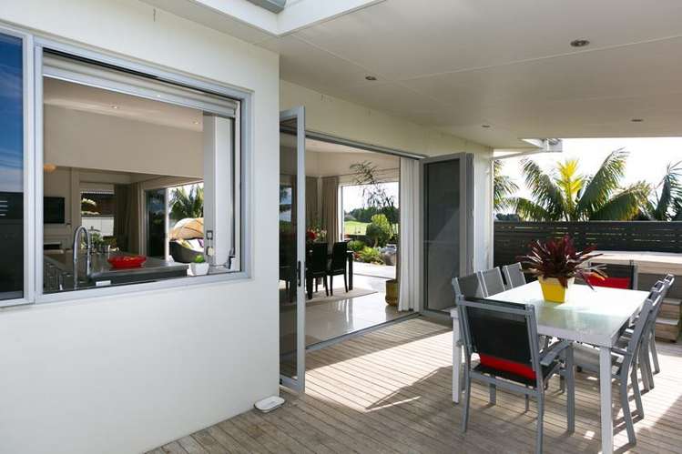 9c Dolphin Parade Bell Block_33