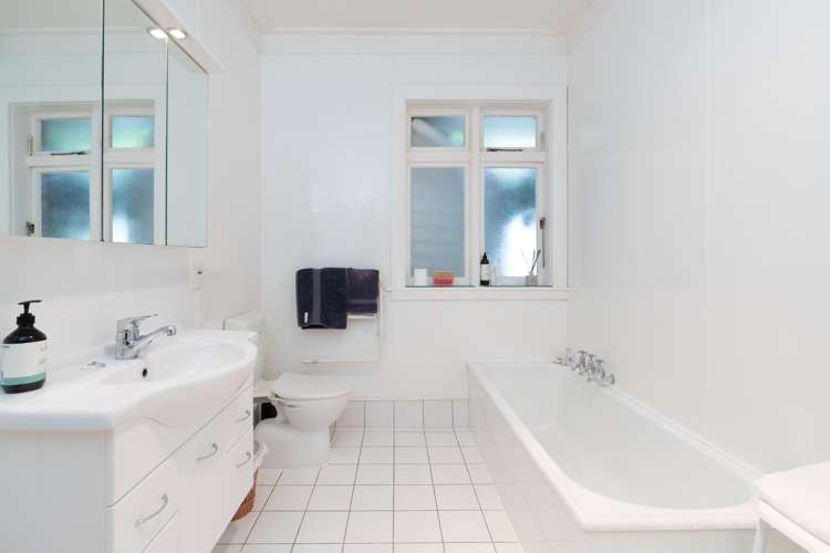 10 Te Anau Avenue Hataitai_13