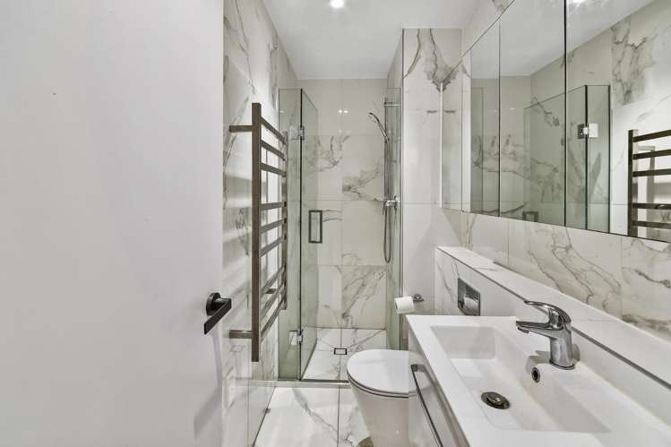 1019/41 Beach Road Auckland Central_8