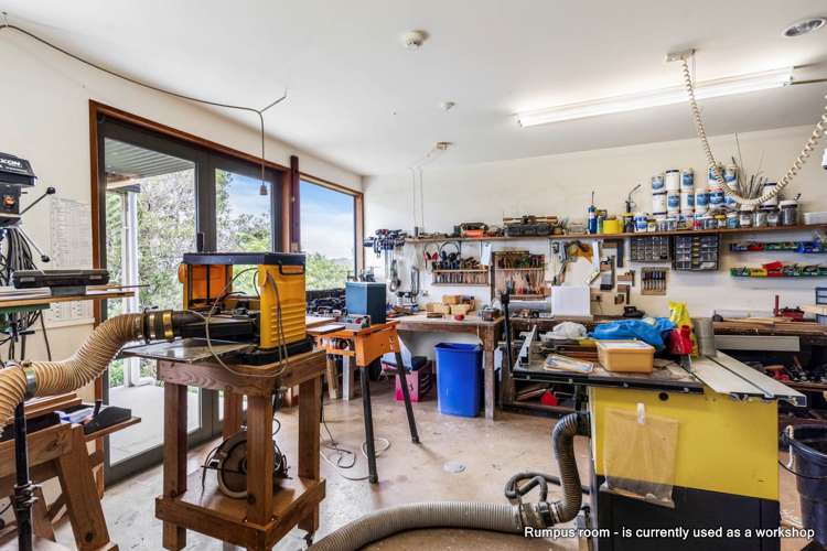 318 Forest Hill Road Waiatarua_19