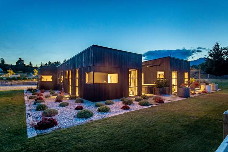 497 Aubrey Road Wanaka_7