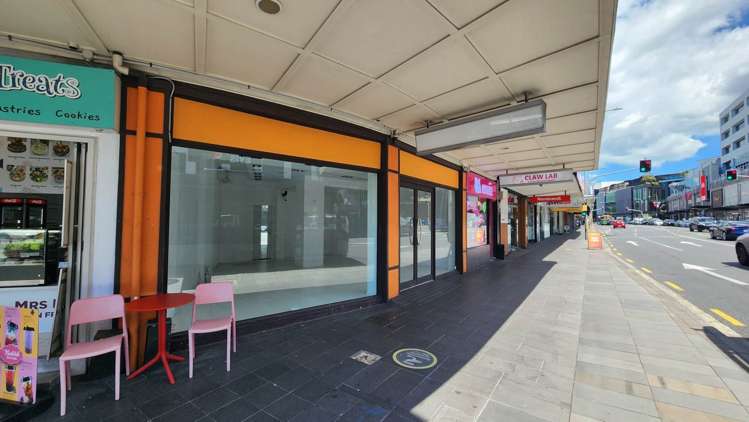 Retail 2/270 Broadway Newmarket_1