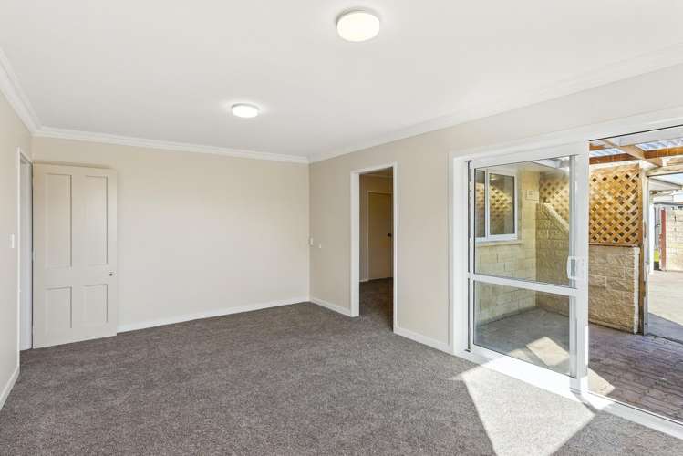 5 Karaka Street Otaki Beach_39