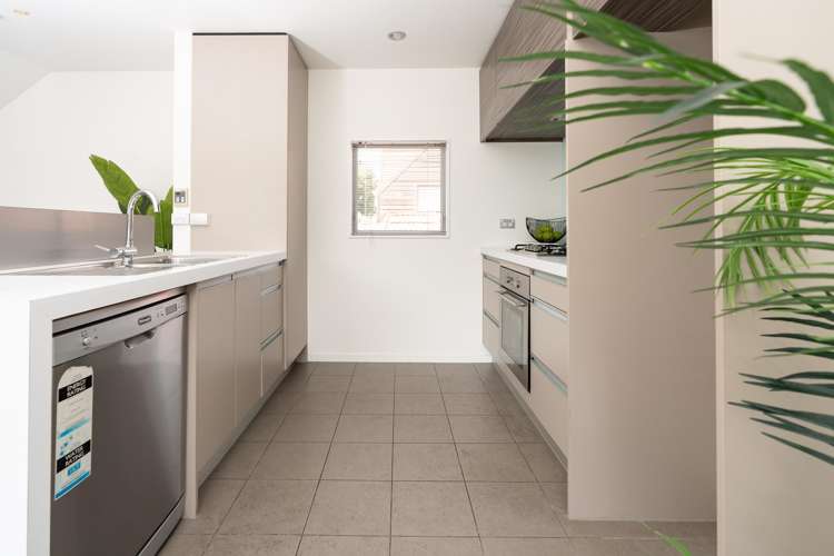 1/12 Agra Crescent Khandallah_7