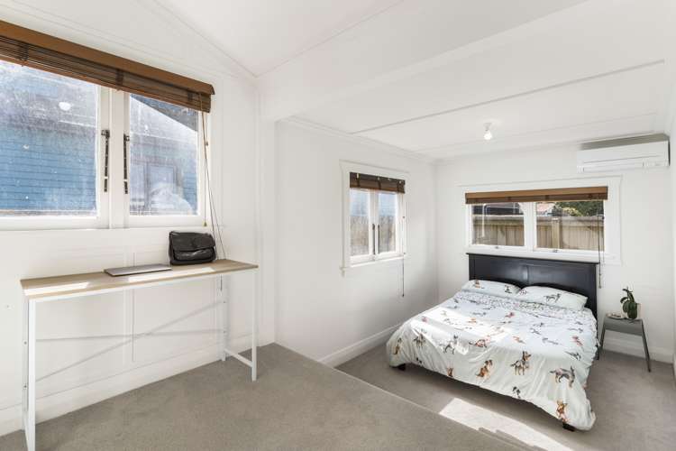 2 Waterview Road Favona_8