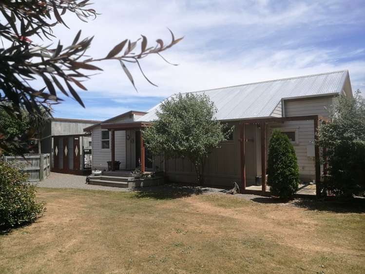 23 Boundary Road Featherston_2