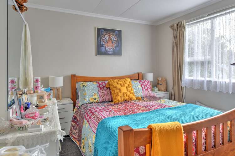 37a-D Wentworth Street Gore Surrounds_5