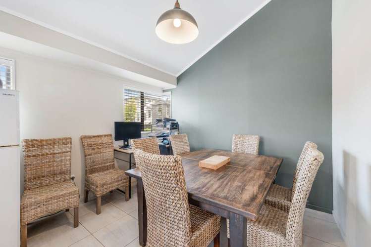 1/60 Richard Farrell Avenue Remuera_14