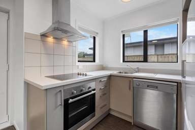 2/2 Paterson Street_1