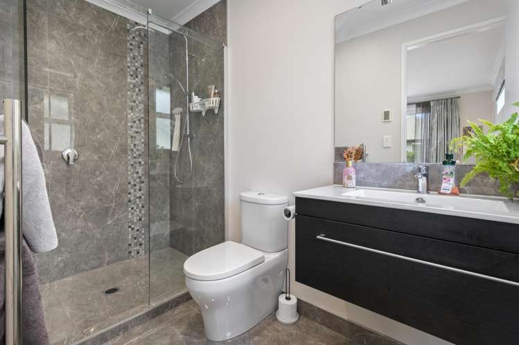 15 Lydiard Place Beachlands_10