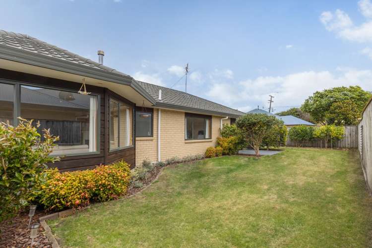 22 Lorna Irene Drive Raumati South_13