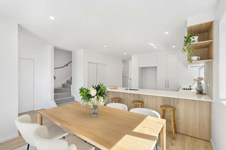 40 Wakaturia Way_3