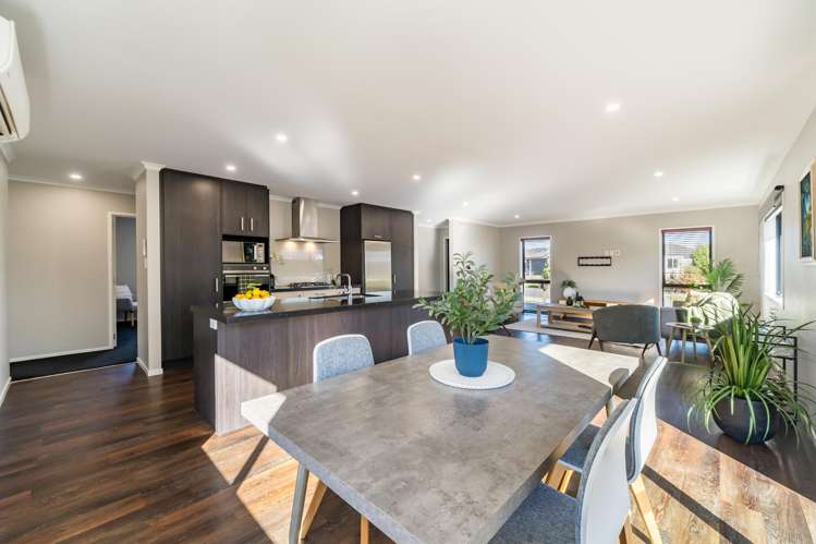 16 Te Punga Road Wallaceville_3