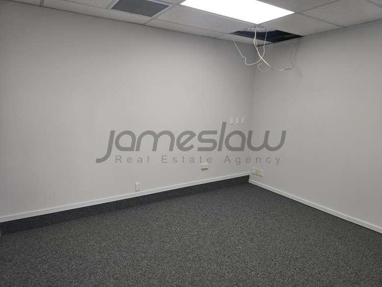 1A/129 Onewa Road Northcote_7