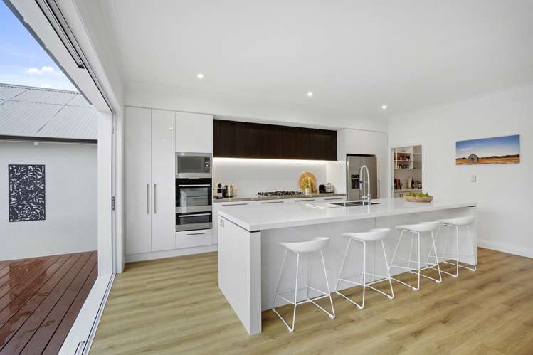 140 Weston Road Saint Albans_11