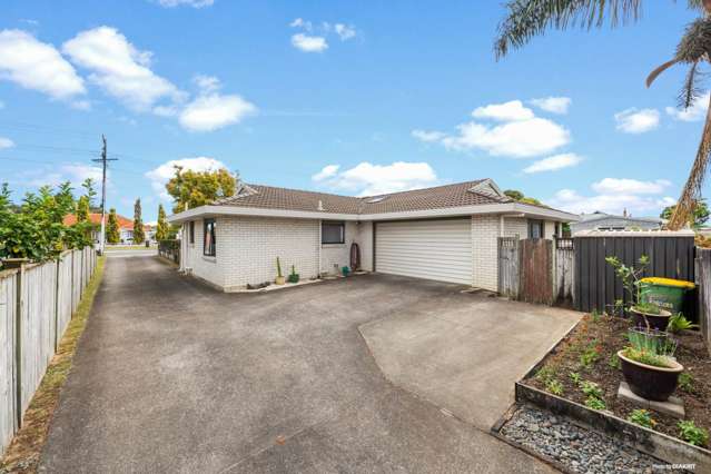 1/45 Clevedon Road Papakura_1