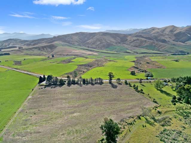 1037 Athol-Five Rivers Highway Lumsden