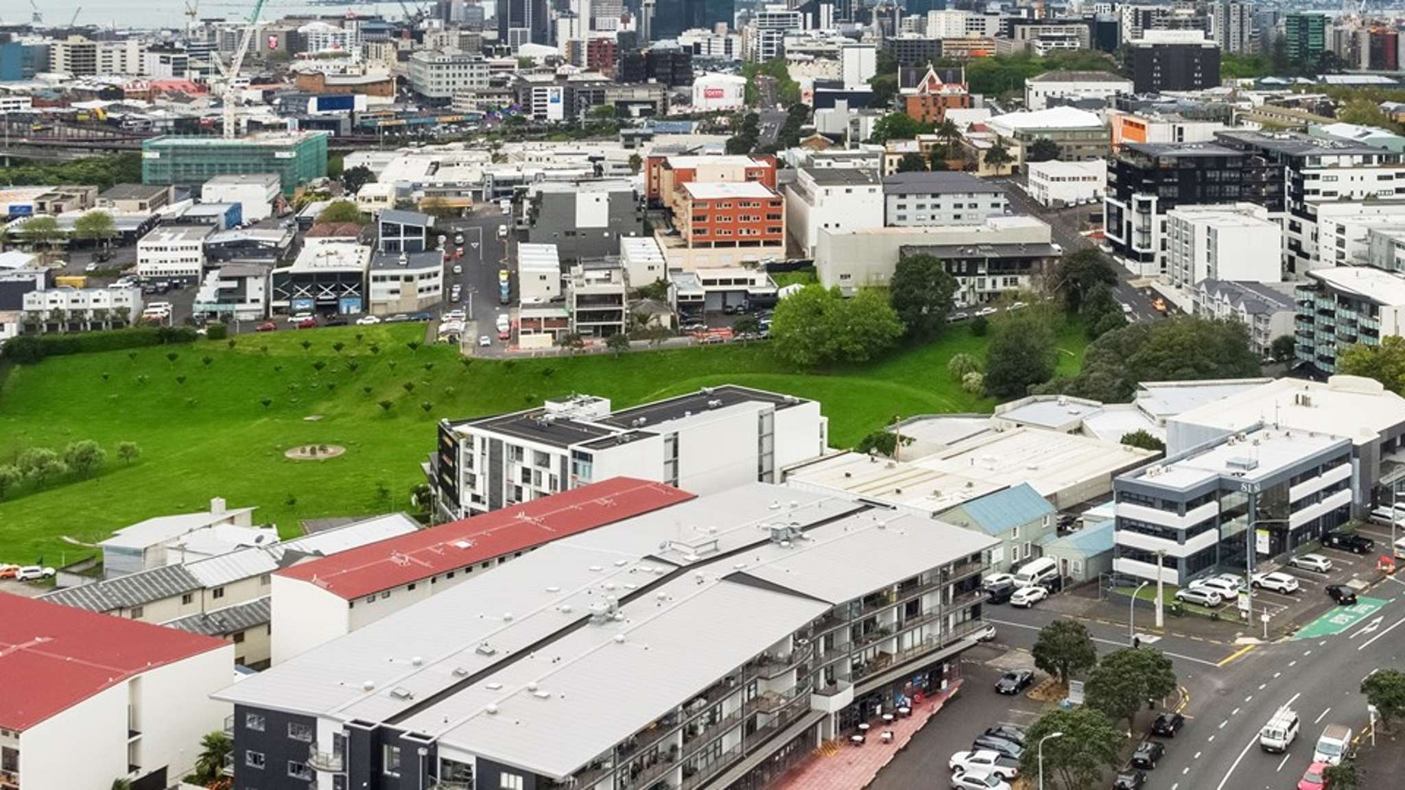 CBD fringe property with parking aplenty