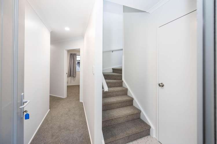 2/11 Beatty Street Melville_11