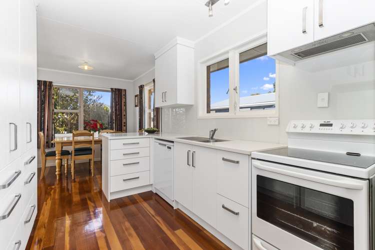 6 Margaret Place Deanwell_6