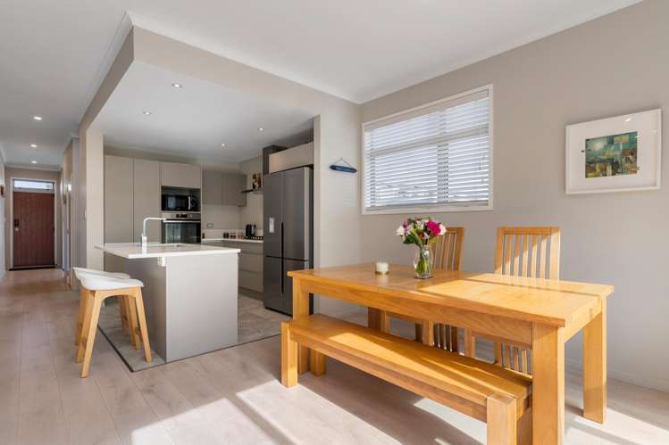 2 Skylark Road Hobsonville_4