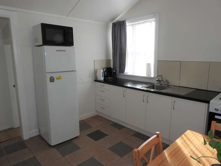 153 Ferguson Street West End_19