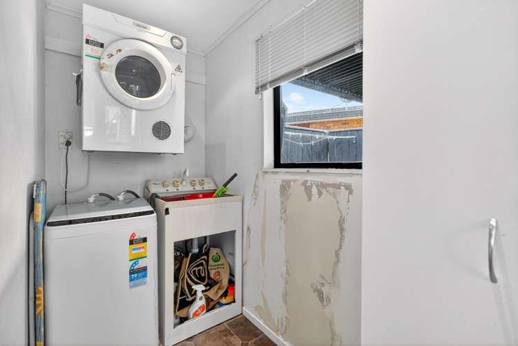 975 Fergusson Drive Ebdentown_15