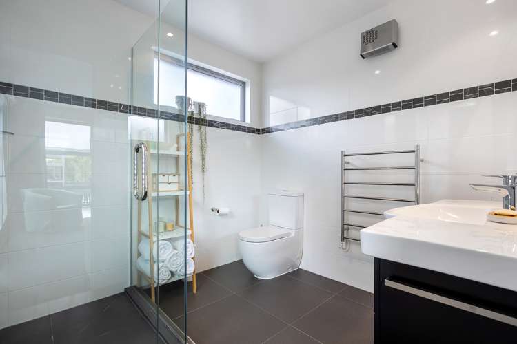 12 Seaward Street Pegasus_11