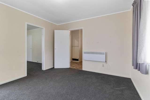 Spacious One-Bedroom Unit