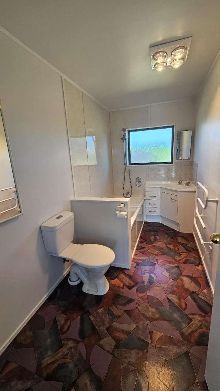 44 Otaraoa Road Waitara_9