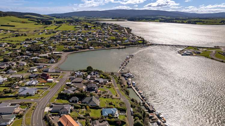 89 Towack Street Riverton_12