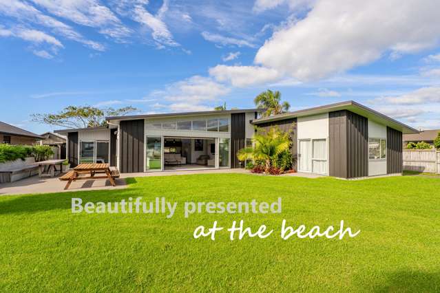 WALK-IN READY PREMIER BOUTIQUE BEACH RETREAT...