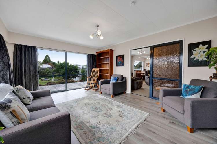 8 Kowhai Street Inglewood_14