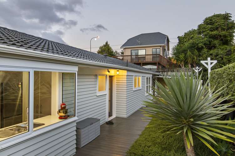 6 Stott Avenue Birkdale_14