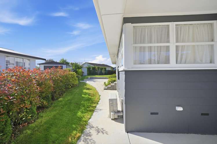 27 Snell Drive Chartwell_44